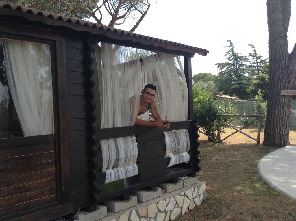 Villa Paradise Resort Gallicano nel Lazio Buitenkant foto